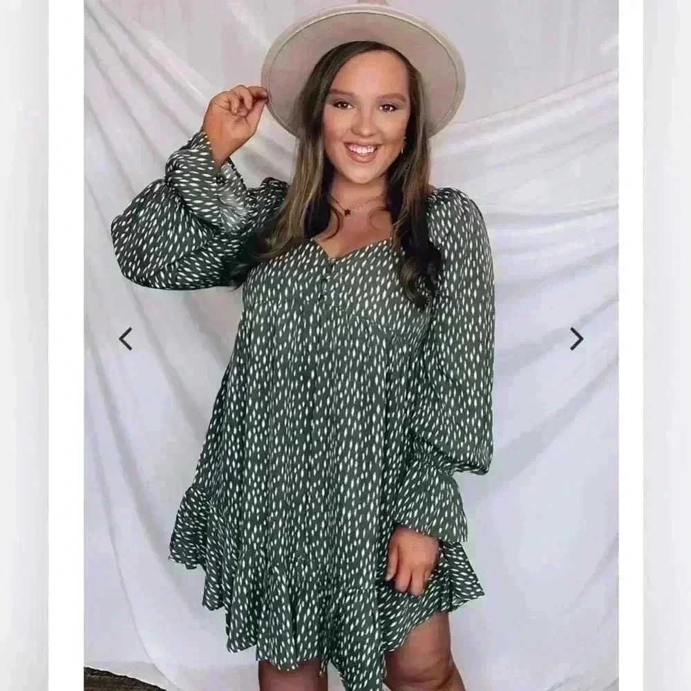 New-In Ruffle Dress With Flowy Sleeves